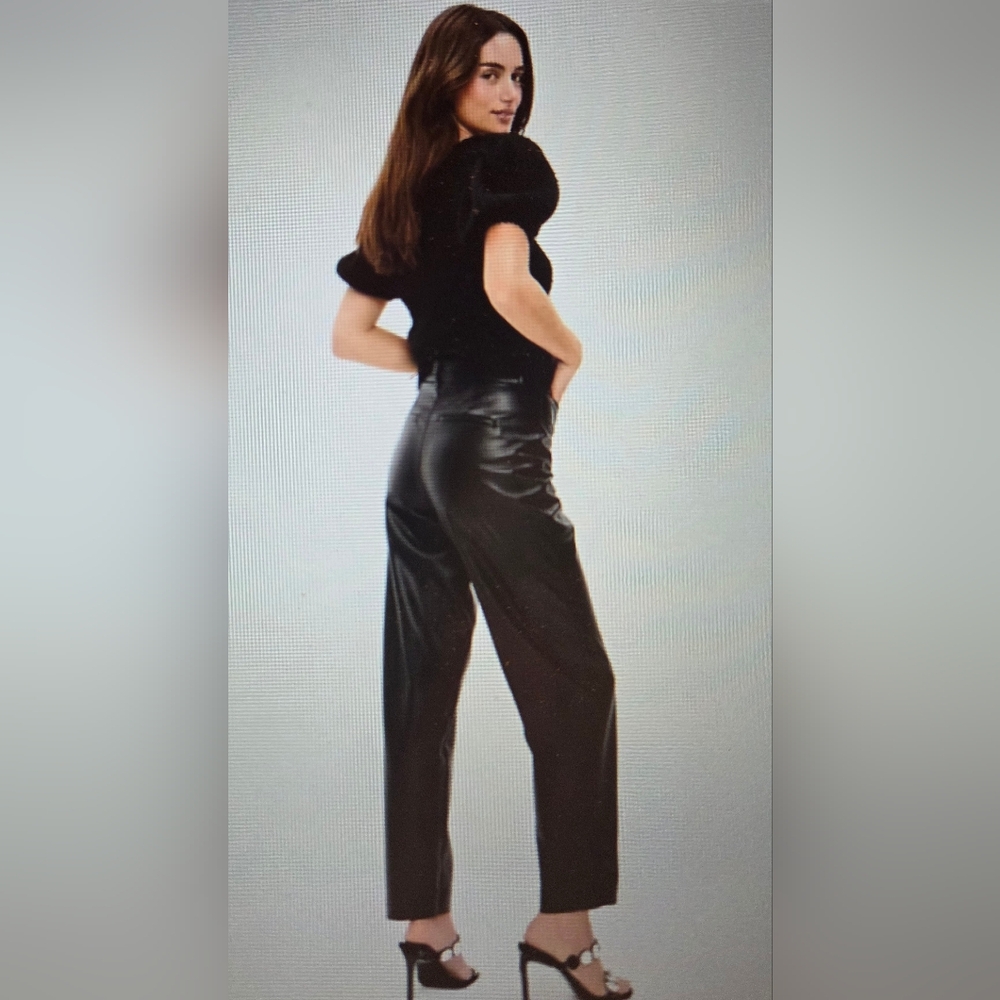 High-Waisted Faux Leather Pixie Straight Ladies Pants - Size 4Reg. Brand New!